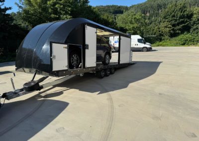 Geschlossener PKW Transport von OTC KFZ Transporte